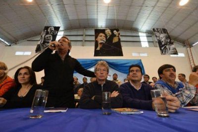 Urribarri propone un acuerdo entre candidatos para 2015