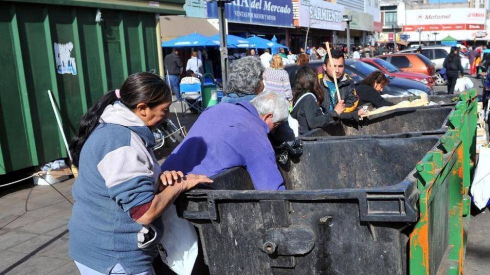 Alimentos en buen estado van a la basura