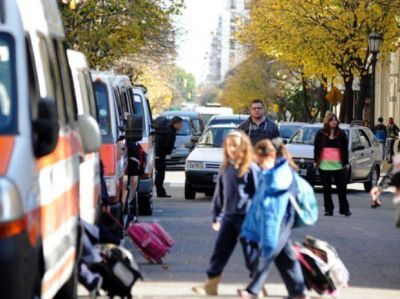 En dos meses la Municipalidad labr� 350 actas por estacionar frente a los colegios