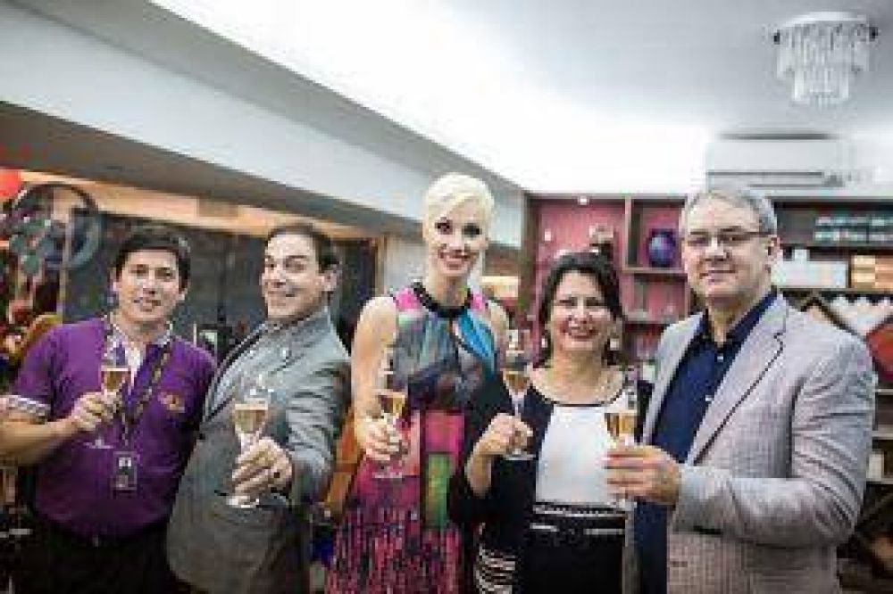Iguaz� tiene un nuevo shopping y en breve inaugurar� un cine