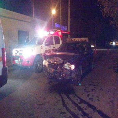 Choque de dos veh�culos provoc� da�os materiales