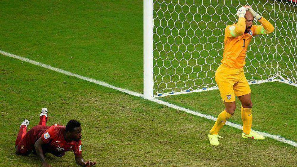 En la �ltima jugada, Portugal igual� el partido contra Estados Unidos y sigue con vida