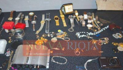 Secuestraron un impresionante bot�n en nueve allanamientos