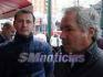 Junto a Mart�n Jofre, Felipe Sol� recorri� Caseros y dijo que Curto 