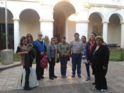 Padres amenazan con no dejar entrar a los alumnos
