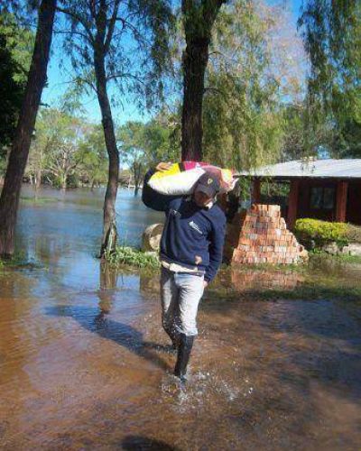 El r�o sigue bajando y los evacuados podr�an volver a sus casas en una semana