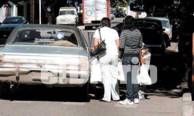 Remises truchos y venta ambulante, en la mira