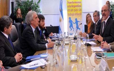 Promueven proyectos contra el trabajo infantil con Naci�n