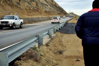 Duros cuestionamientos a la reparaci�n del camino alternativo Juan Per�n