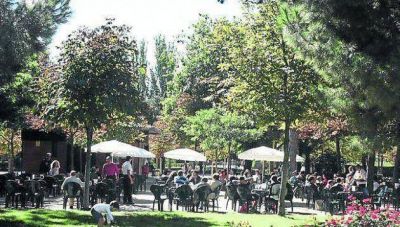 La Ciudad promulg� la ley que habilita bares en los parques