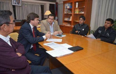 Presentaron planes de viviendas para comunidades originarias