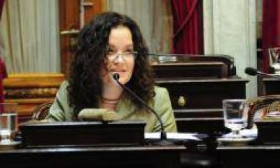 Agrupaci�n pol�tica postula a Teresita Luna a la gobernaci�n