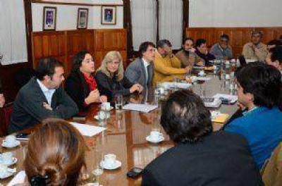 Legisladores nacionales informaron sobre la agenda parlamentaria para Salta