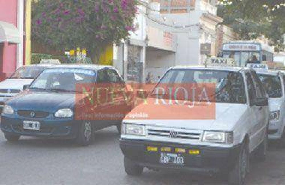 Acordaron incremento para taxis y remises