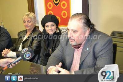 Presentaron las actividades previstas en el homenaje local a An�bal Troilo
