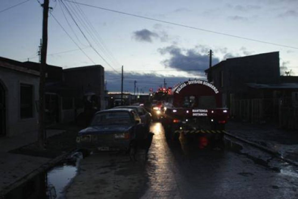 Se incendi� un taller y una casa del barrio Evita