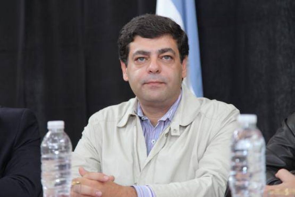 Mart�nez dijo que El Chalt�n elegir� intendente en 2015