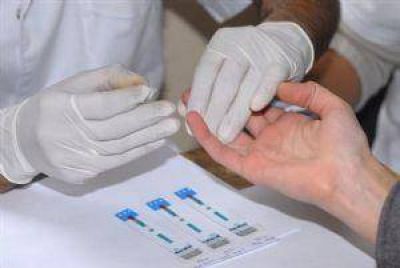 Particip� en los testeos masivos de HIV, s�filis y hepatitis