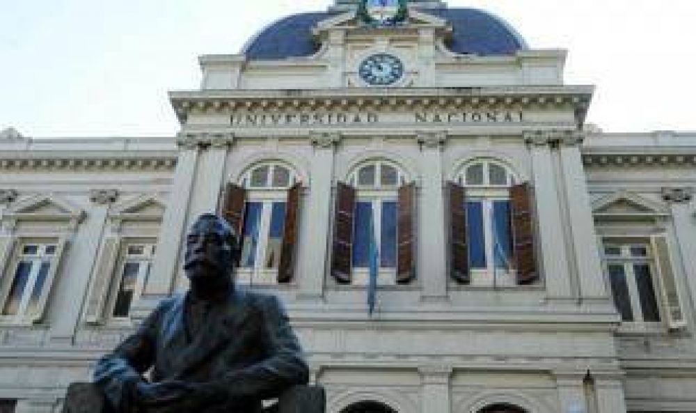 La Plata: Docentes universitarios rechazaron oferta salarial y van a paro