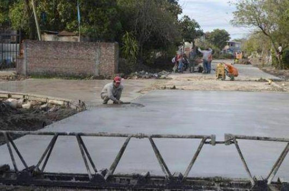 Pavimento para conectar a vecinos de m�s barrios