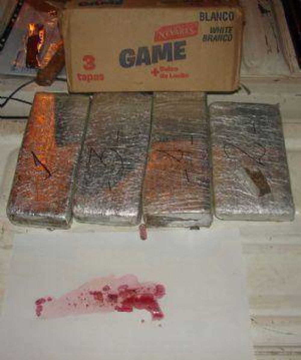 Secuestran una camioneta y gran cantidad de droga