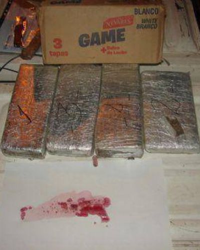 Secuestran una camioneta y gran cantidad de droga