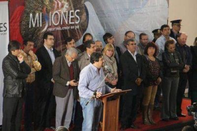 Closs inaugur� un SUM en Garup� y valor� el rol social de estos espacios comunitarios 