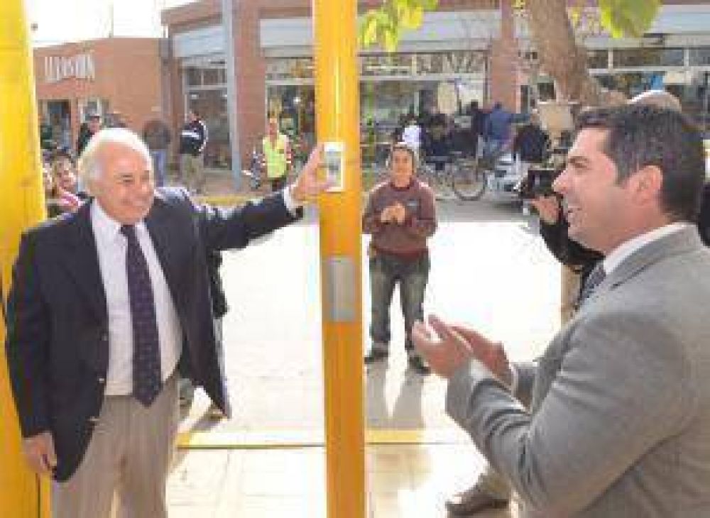 Qued� habilitado un sem�foro en un cruce peligroso
