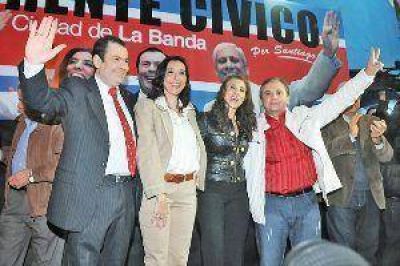 En un multitudinario acto el FC present� candidatos en La Banda
