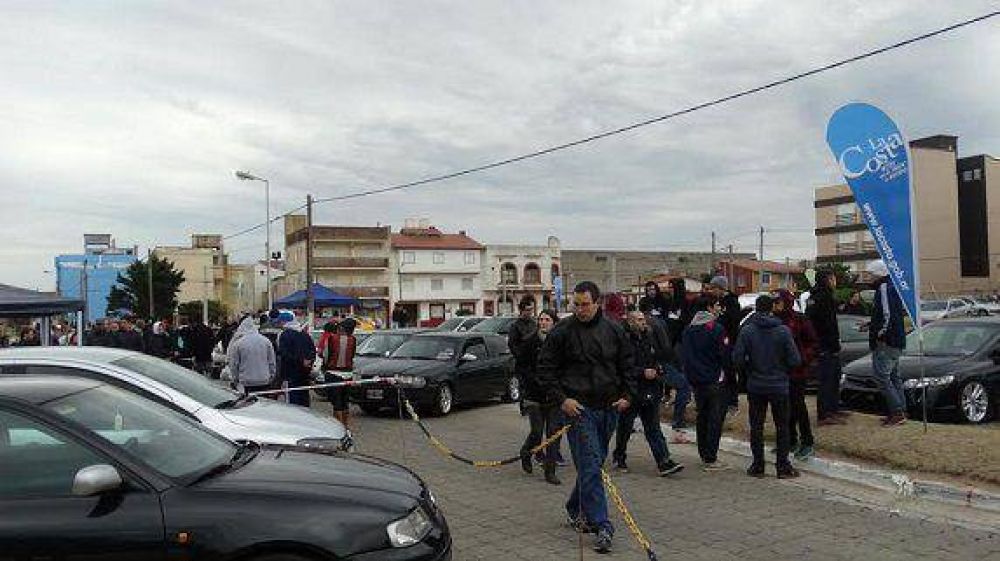 Multitudinaria exposici�n de Show Car en La Costa