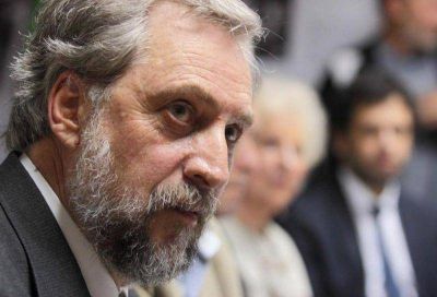 Secretario de Derechos Humanos ofreci� �colaboraci�n� en conflicto con manteros