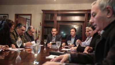 Sin homenajes ni manifestaciones generales sesionar� la Legislatura