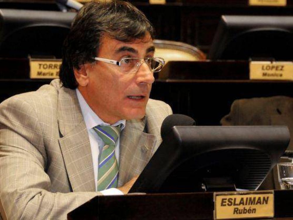 Rub�n Eslaiman: �Daniel Scioli se quiere tomar hasta la leche de los chicos�