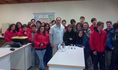 El programa �El Municipio va a la Escuela� se extiende