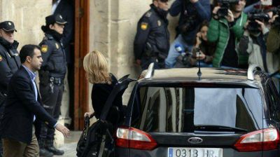 Espa�a: el juez procesa a la infanta Cristina por delito fiscal y blanqueo de capitales