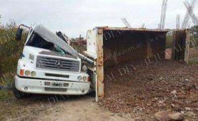 Jujuy: operario de un cami�n volcador muri� aplastado tras una falla mec�nica