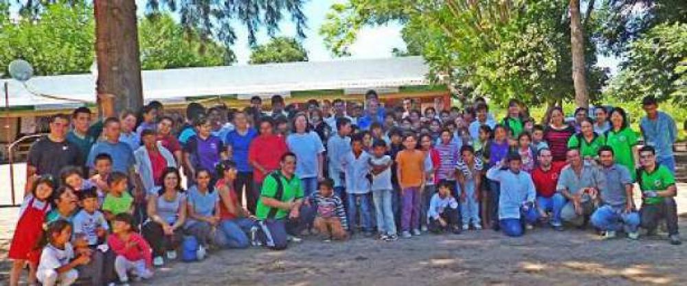 M�s de 1000 alumnos chaque�os en el INTA EXPONE NEA en Posadas