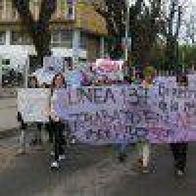 Denuncian p�simas condiciones laborales en la L�nea 137