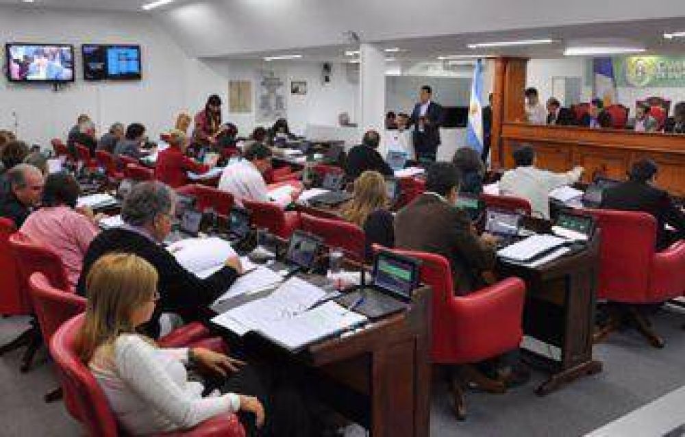 Diputados resolvieron que el pedido de desafuero contra Mart�nez vuelva a comisi�n