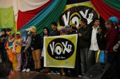 Jacobo destac� el valor de la palabra en el trabajo de los j�venes en radios escolares