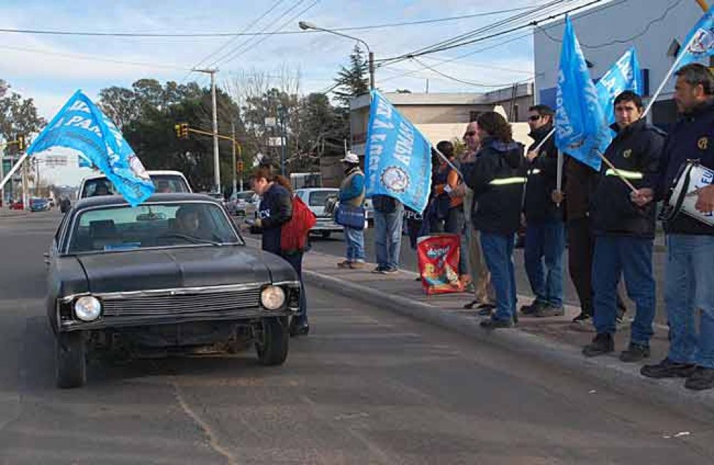 Trabajadores estatales de paro
