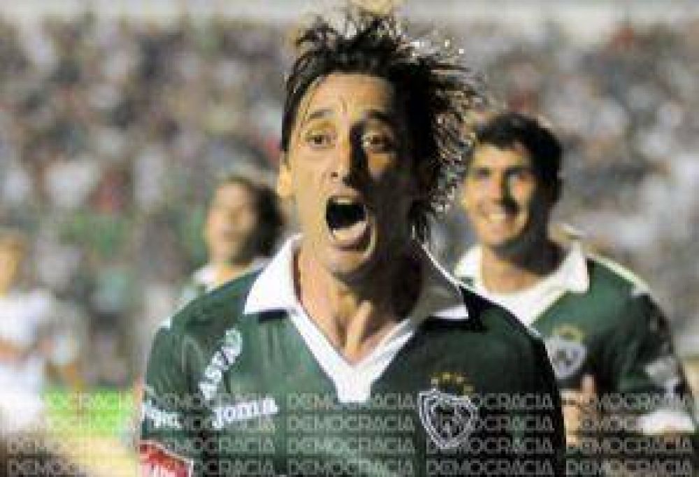 Mart�n Andrizzi acord� seguir en Sarmiento