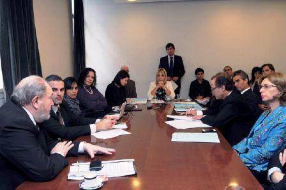 Telefon�a 4G: Verna pide por las cooperativas
