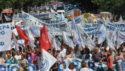 La Provincia y los gremios negocian las brechas salariales por categor�a