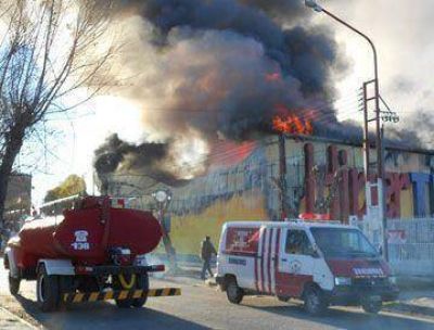 Sucursal del Hipertehuelche fue devastada por un incendio