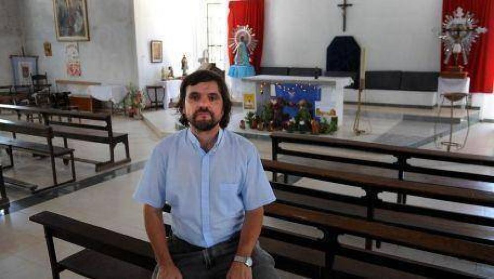 El padre Pepe en Congreso sobre adicciones en La Plata