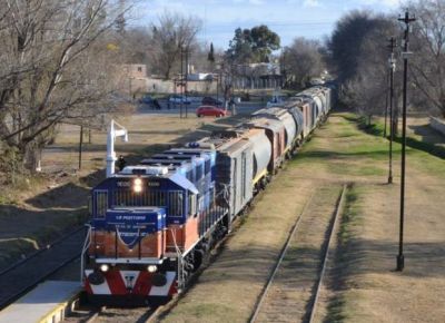 A toda m�quina: �La Puntana� volvi� a transportar cargas