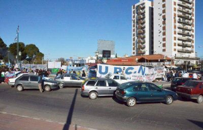 La Intrersindical complet� la medida de fuerza