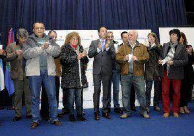 Estudiantes har�n pr�cticas laborales dentro del Municipio