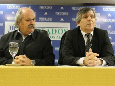 Diputados realiz� un acto en reconocimiento a los polic�as ca�dos en cumplimiento del deber